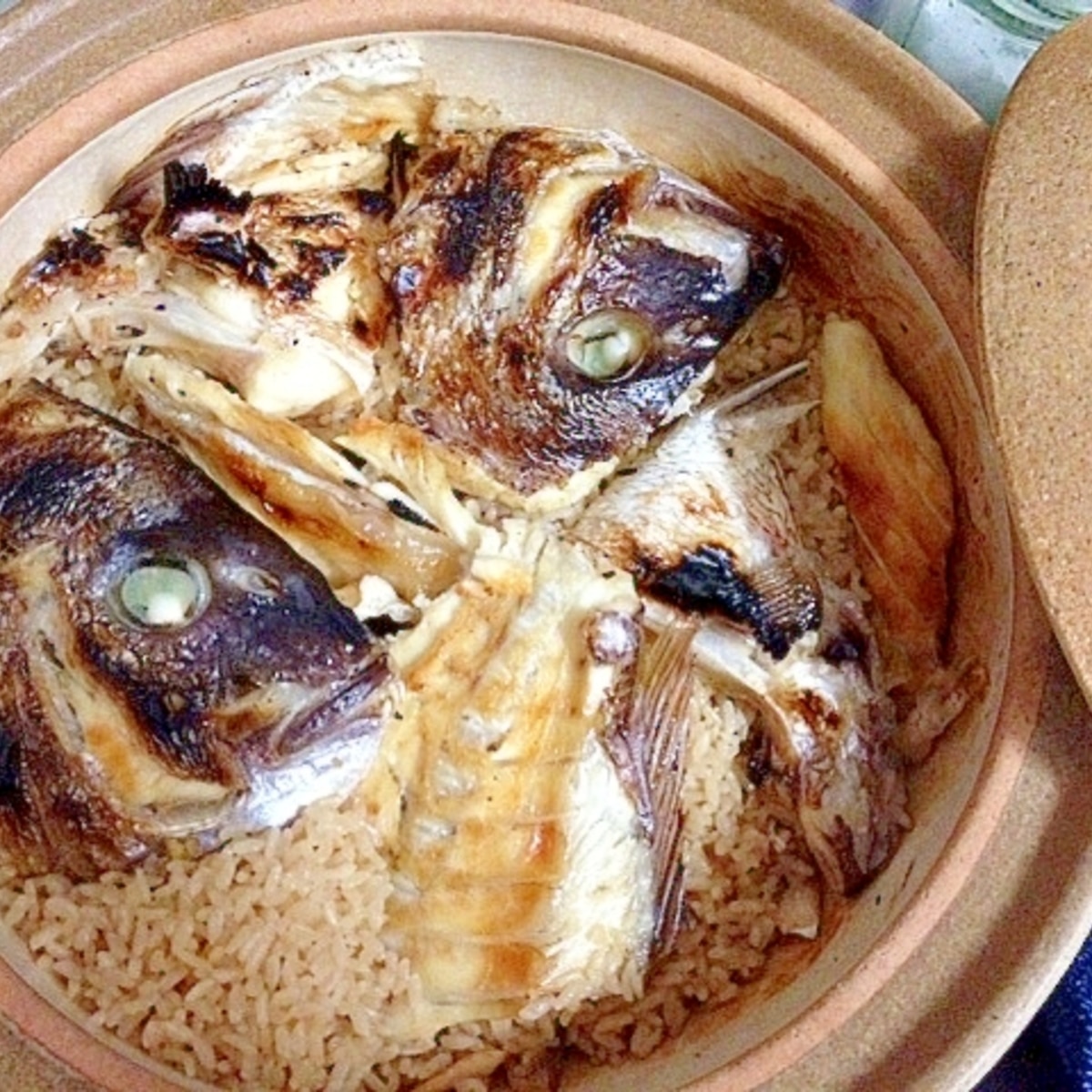 土鍋で簡単あらで鯛飯 レシピ 作り方 By 日沖0907 楽天レシピ 土鍋で簡単あらで鯛飯 レシピ 作り方 By 日沖0907 楽天レシピ